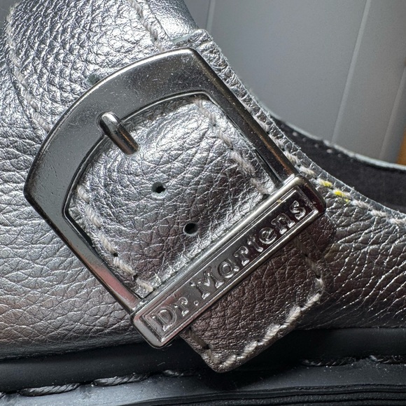 Dr. Martens Laketen Slingback Mule Tumbled Silver Metallic Size 8 NWOT - Picture 11 of 16